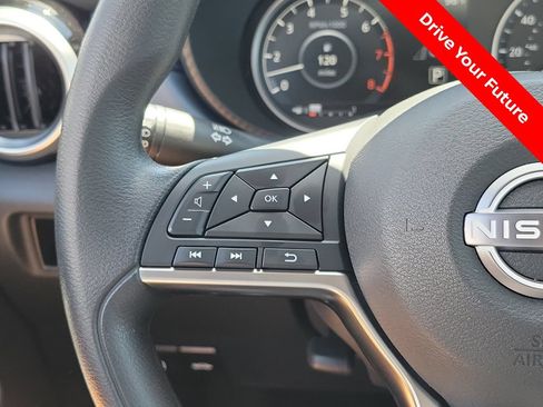 Certified 2025 Nissan Versa SV w/ Trunk Package FWD image 7