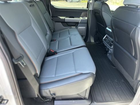 New 2025 Ford F150 Lariat w/ Equipment Group 502A High image 26