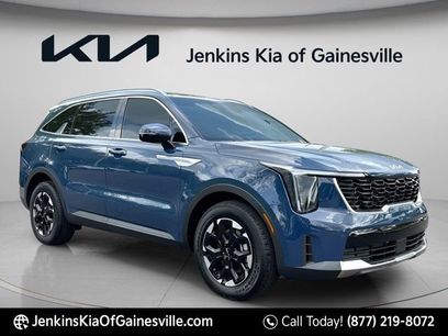 Used 2025 Kia Sorento S w/ Panoramic Sunroof Package