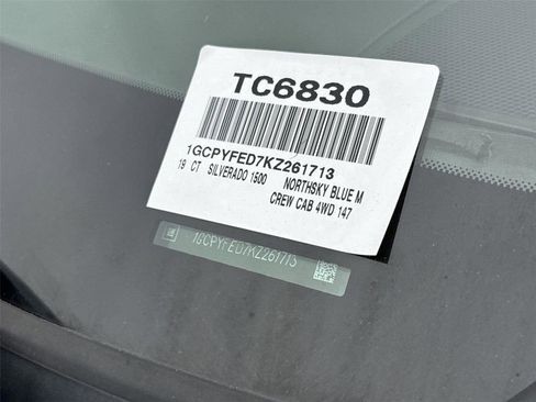 Used 2019 Chevrolet Silverado 1500 LT Trail Boss AWD/4WD image 32