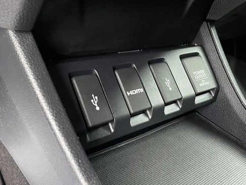 Used 2018 Honda HR-V EX image 24