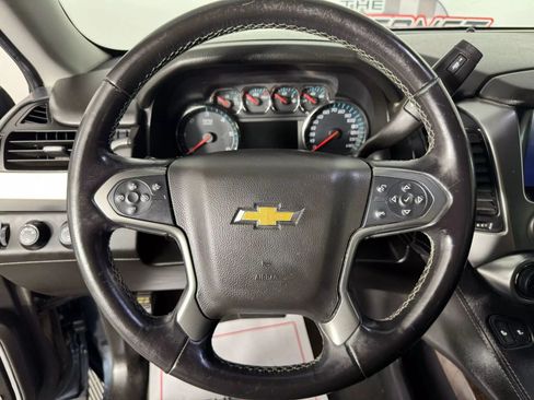 Used 2019 Chevrolet Suburban LT AWD/4WD image 13