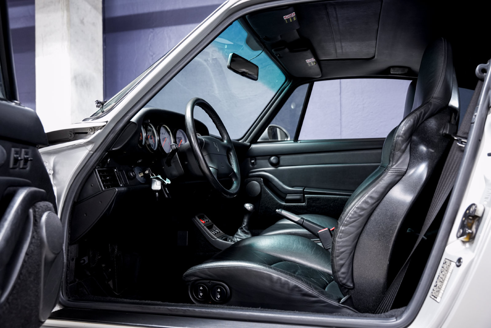 Used 1998 Porsche 911 Carrera 4S AWD/4WD image 18