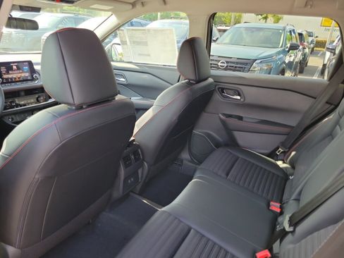New 2026 Nissan Rogue SV AWD/4WD image 14