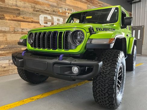 Used 2025 Jeep Wrangler Rubicon w/ Xtreme 35 Tire Package AWD/4WD image 62