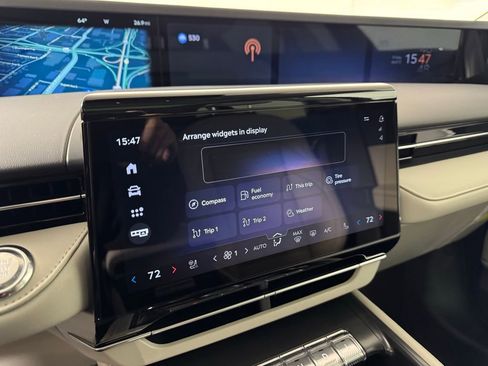 New 2026 Lincoln Nautilus Reserve image 37