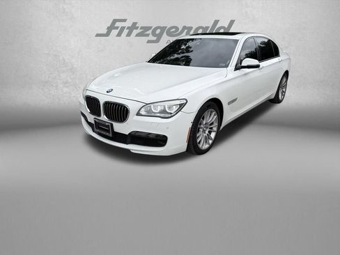 Used 2015 BMW 750Li xDrive AWD/4WD image 1
