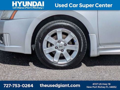 Used 2012 Nissan Sentra 2.0 SR FWD image 10