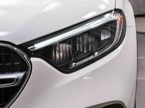 Certified 2026 Mercedes-Benz GLC 300 image 12