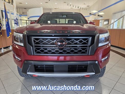 Used 2022 Nissan Frontier PRO-4X w/ Pro-4X Premium Package image 2