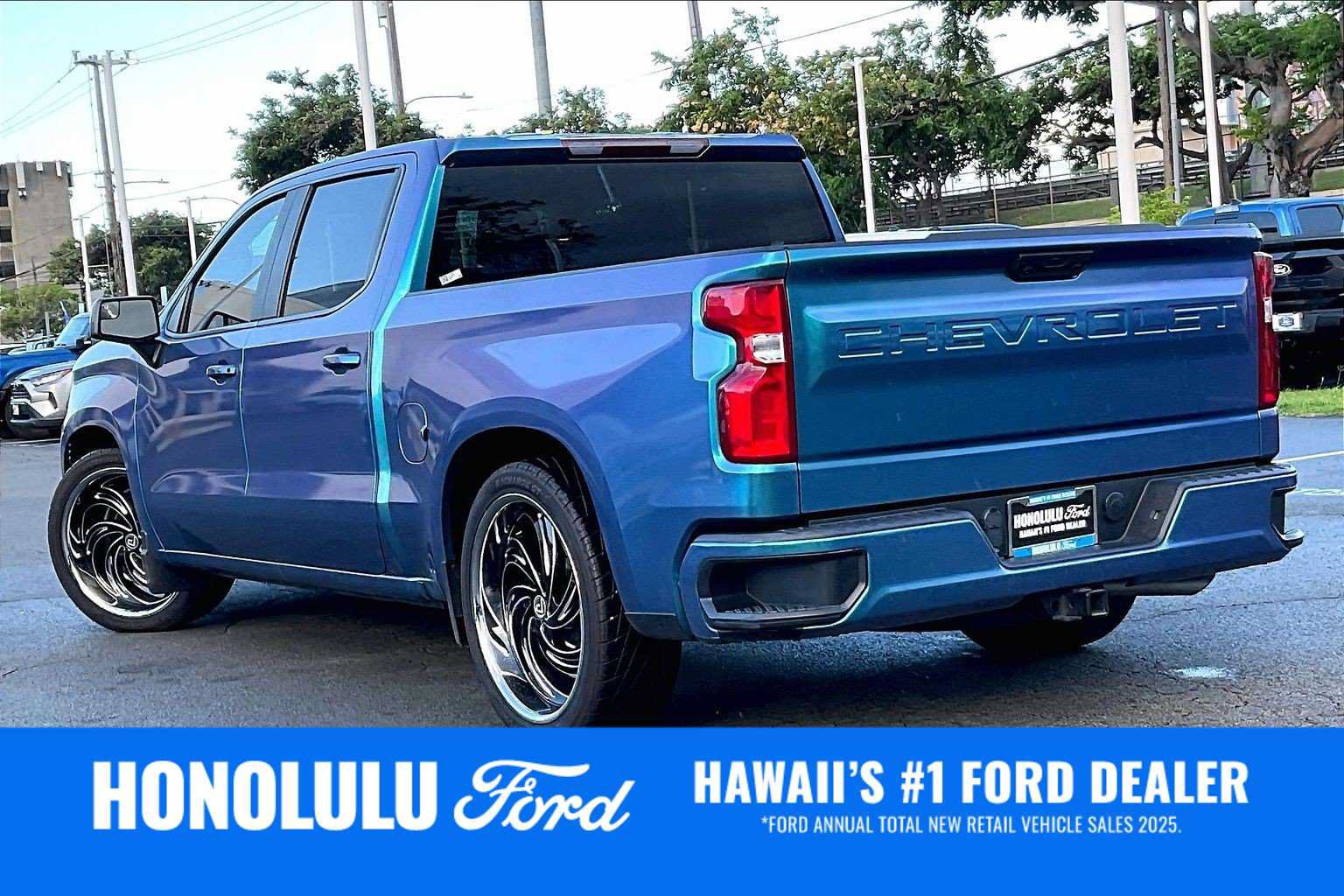 Used 2024 Chevrolet Silverado 1500 RST RWD image 4
