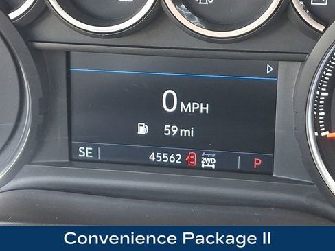 Used 2022 Chevrolet Silverado 1500 RST w/ Convenience Package II AWD/4WD image 6