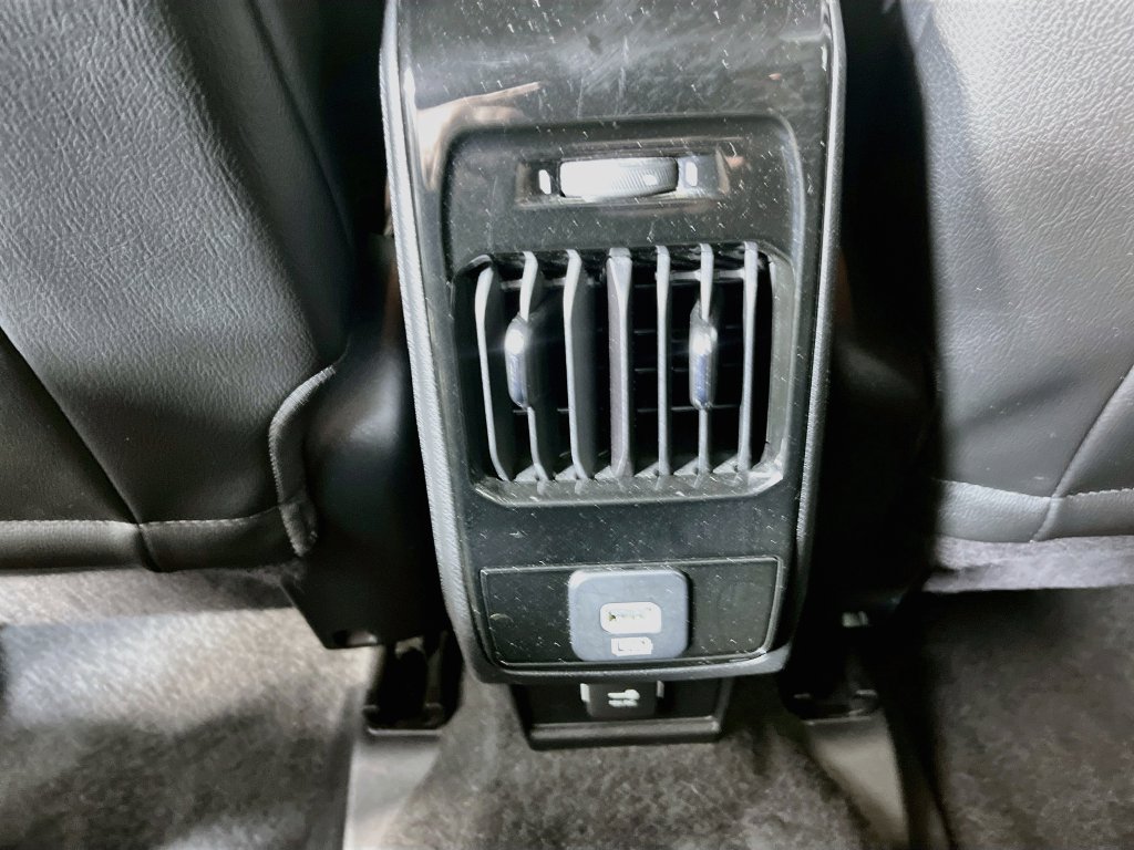 Used 2022 Jeep Compass Latitude FWD image 31