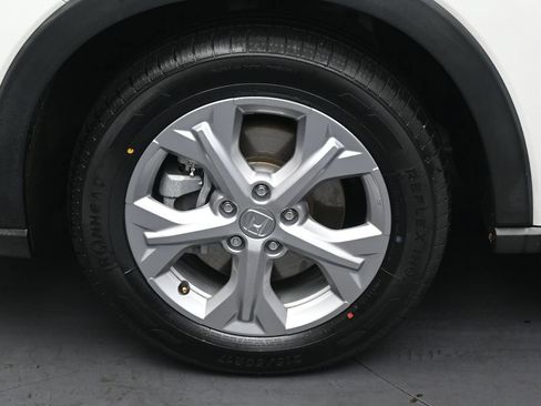 Used 2023 Honda HR-V LX image 12