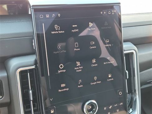 Used 2026 GMC Yukon Denali w/ Advanced Technology Package image 14