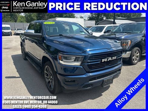 Used 2019 RAM 1500 Laramie AWD/4WD image 1