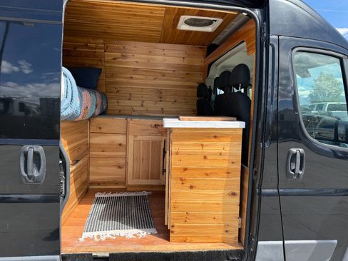 Used 2015 RAM ProMaster 2500 w/ Cargo Convenience Group image 1