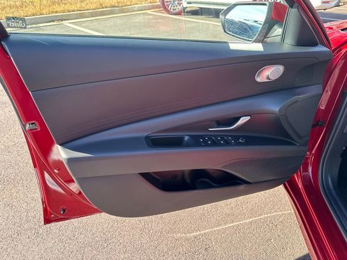 New 2026 Hyundai Elantra SE image 9