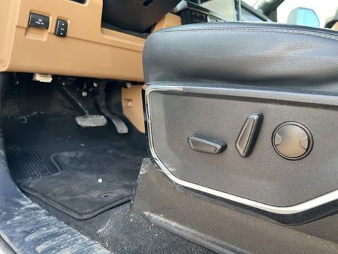 Used 2024 Ford F350 Lariat w/ Sport Appearance Package AWD/4WD image 14