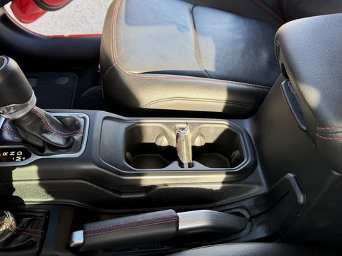 Used 2022 Jeep Gladiator Rubicon w/ LED Lighting Group image 28