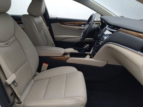 Used 2018 Cadillac XTS Luxury FWD image 21