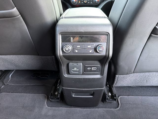 Used 2023 GMC Acadia Denali w/ Denali Ultimate Package FWD image 23