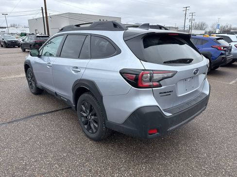 Used 2024 Subaru Outback Onyx Edition image 2