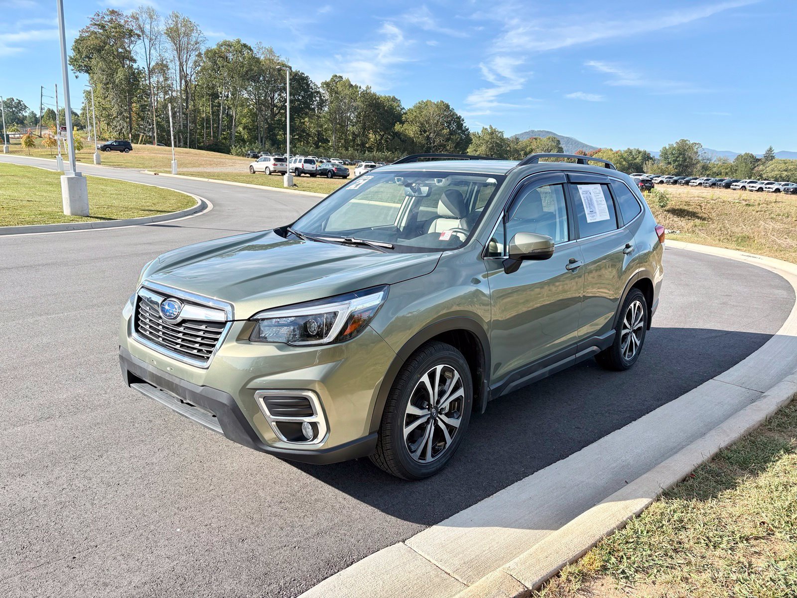 Used 2021 Subaru Forester Limited AWD/4WD image 3