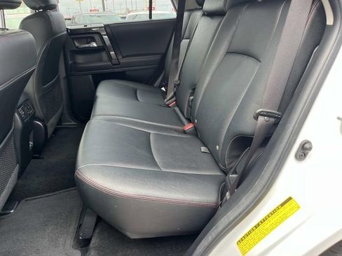 Used 2024 Toyota 4Runner TRD Off-Road Premium image 18