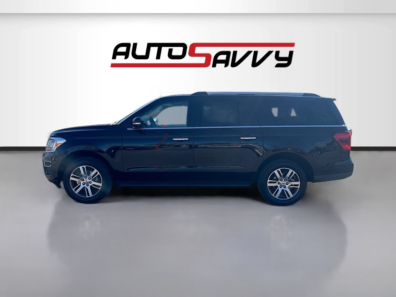 Used 2024 Ford Expedition Max Limited AWD/4WD image 4