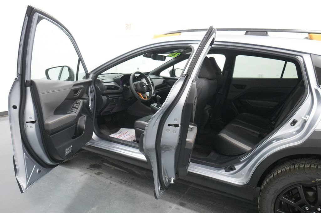 Used 2025 Subaru Crosstrek 2.5i Wilderness AWD/4WD image 19