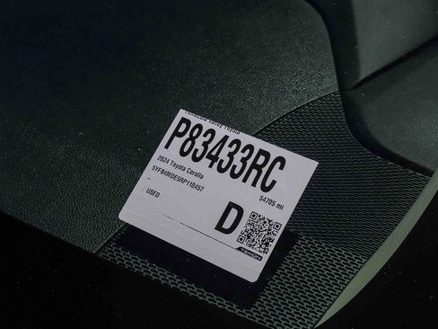 Certified 2024 Toyota Corolla LE FWD image 34
