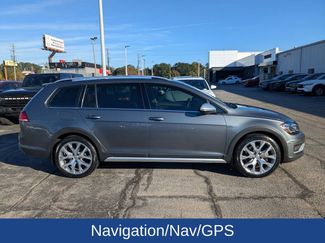 Used 2018 Volkswagen Golf Alltrack SEL video 3