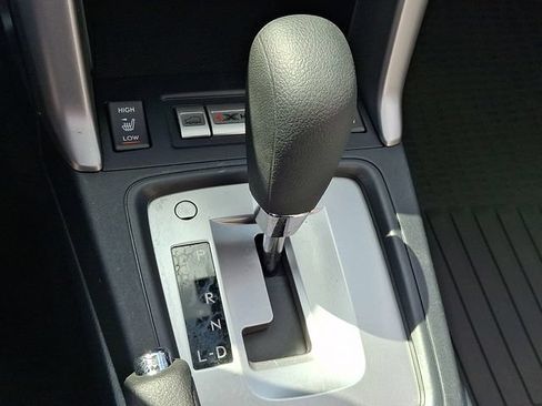 Used 2018 Subaru Forester 2.5i Premium AWD/4WD image 15
