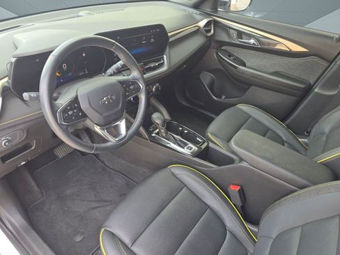 Used 2024 Chevrolet TrailBlazer ACTIV w/ Driver Confidence Package image 26