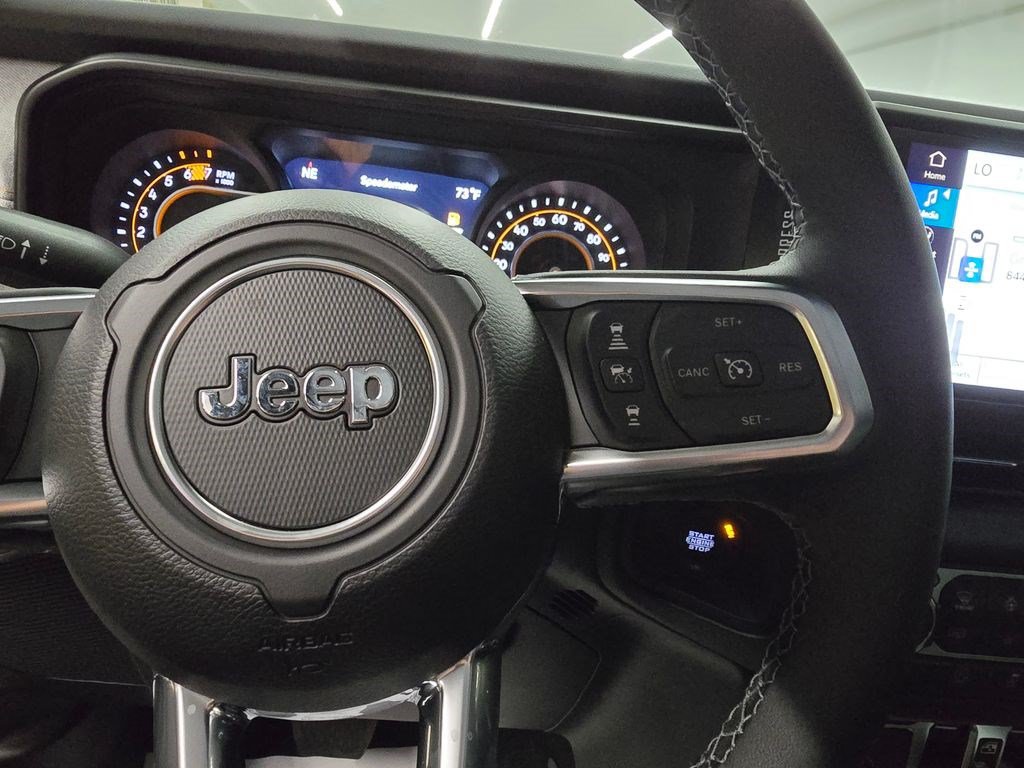 New 2026 Jeep Wrangler Unlimited Sahara AWD/4WD image 18
