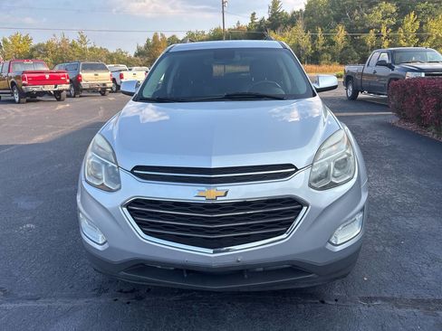 Used 2017 Chevrolet Equinox LT w/ Convenience Package image 3