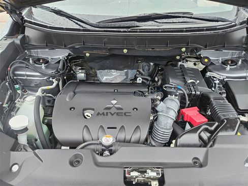 Used 2025 Mitsubishi Outlander Sport SE image 23