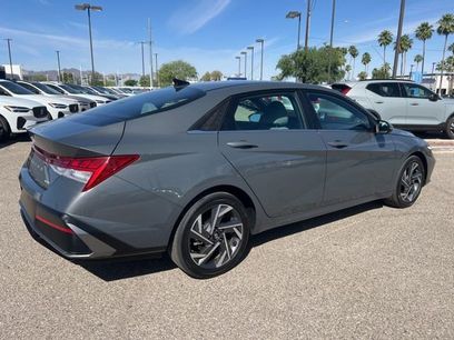 Used 2025 Hyundai Elantra Limited