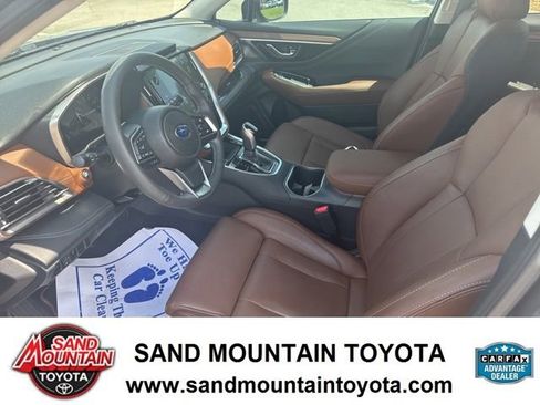 Used 2025 Subaru Outback Touring XT AWD/4WD image 14