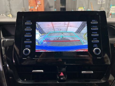 Used 2024 Toyota Camry SE image 31