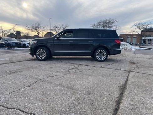 Used 2020 Lincoln Navigator L Reserve w/ Equipment Group 208A Reserve image 4
