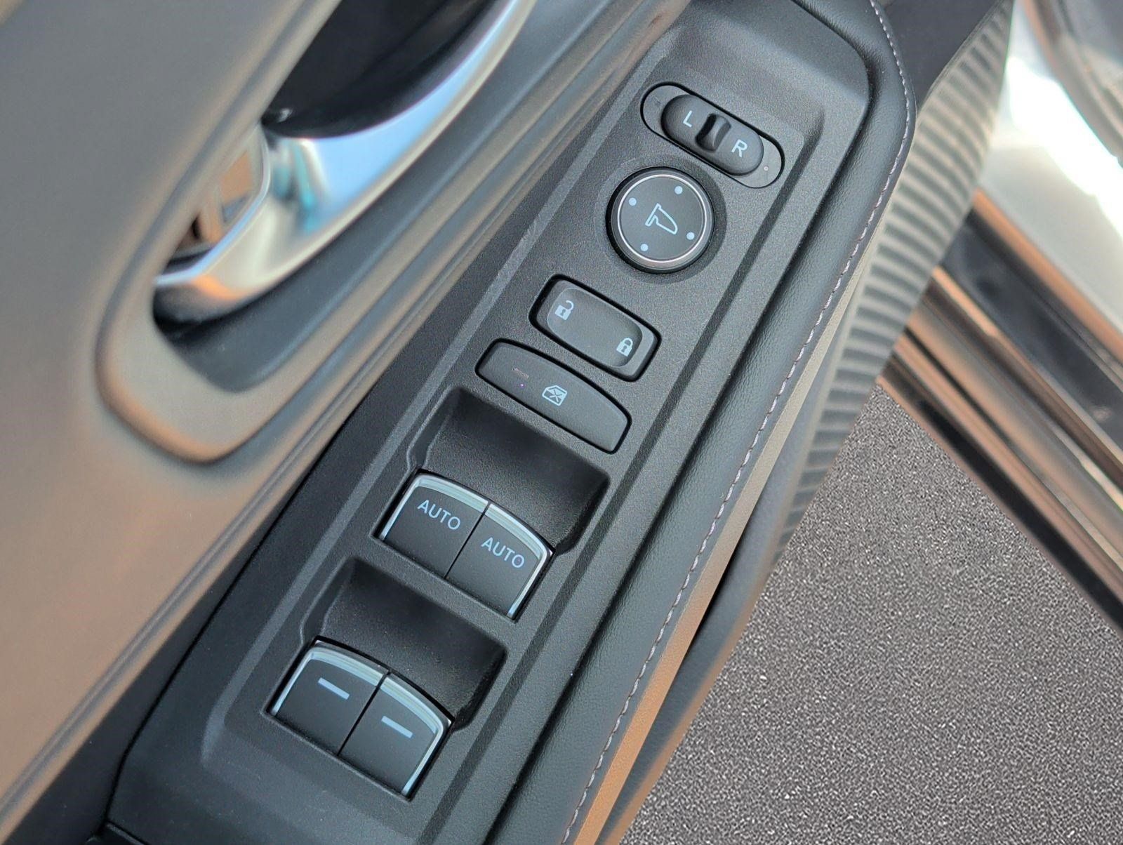 Used 2024 Honda Accord Sport image 9