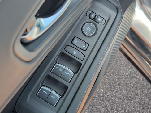 Used 2024 Honda Accord Sport image 9
