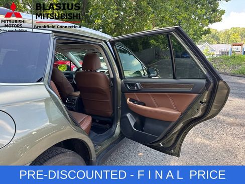 Used 2019 Subaru Outback 2.5i Touring AWD/4WD image 34