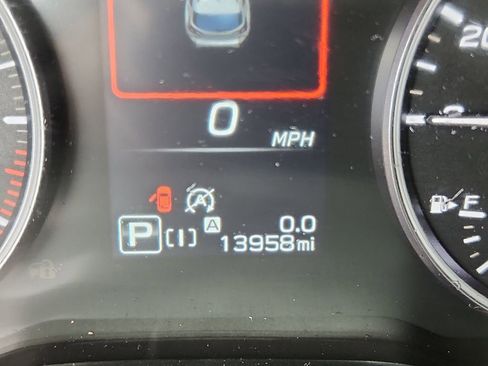 Used 2024 Subaru Crosstrek 2.0i Premium image 22