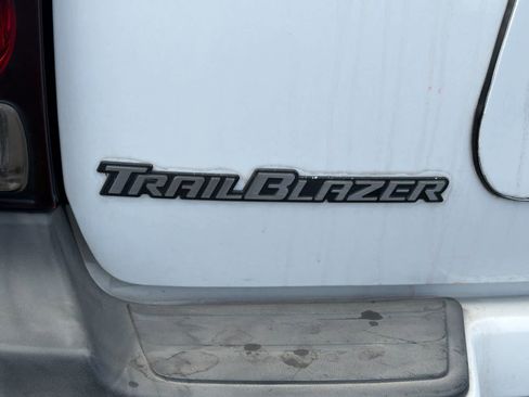 Used 2003 Chevrolet TrailBlazer 4WD image 10