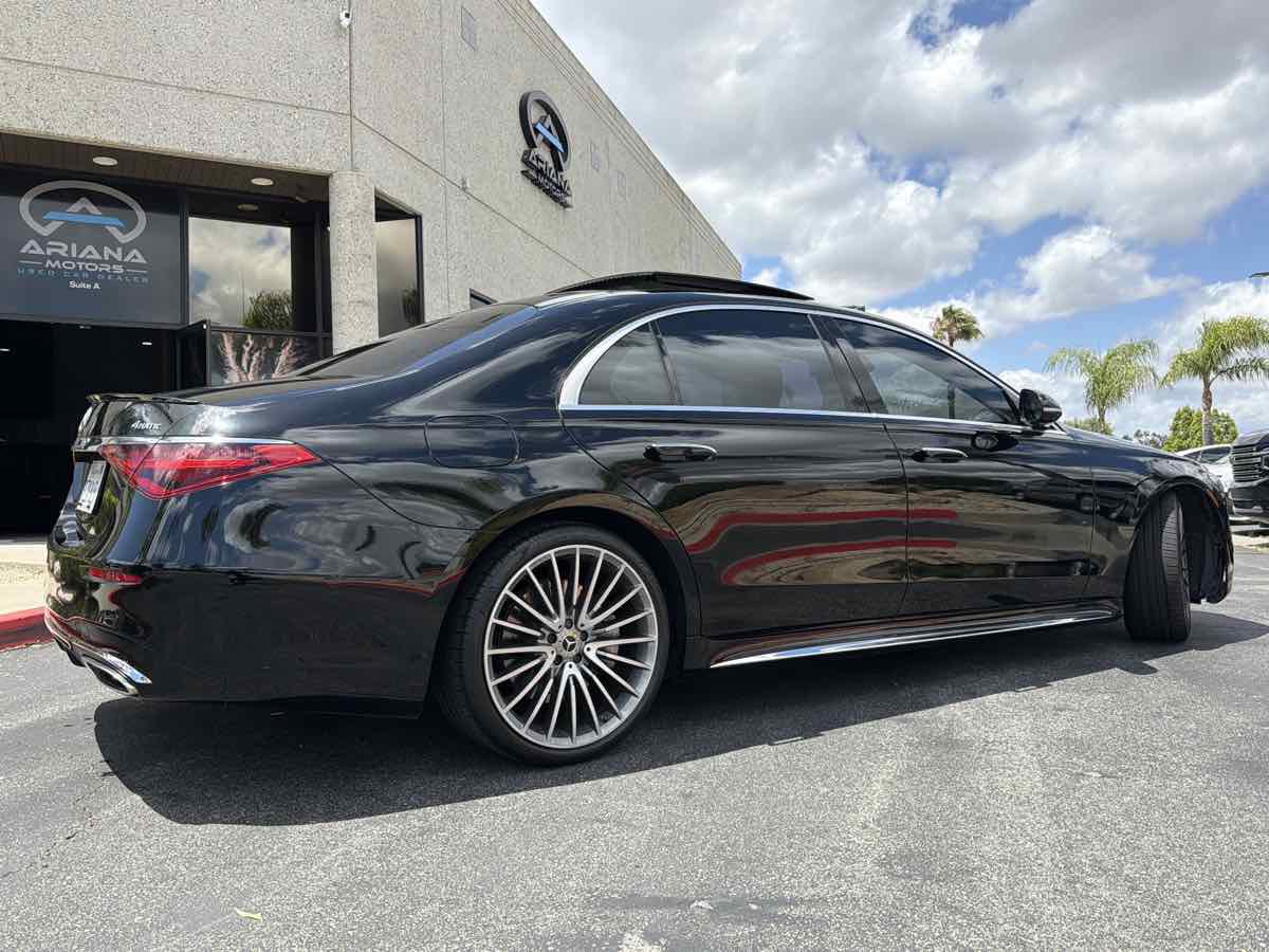 Used 2023 Mercedes-Benz S 500 4MATIC w/ AMG Line image 16