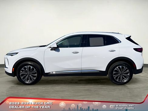 New 2025 Buick Envision Preferred image 2