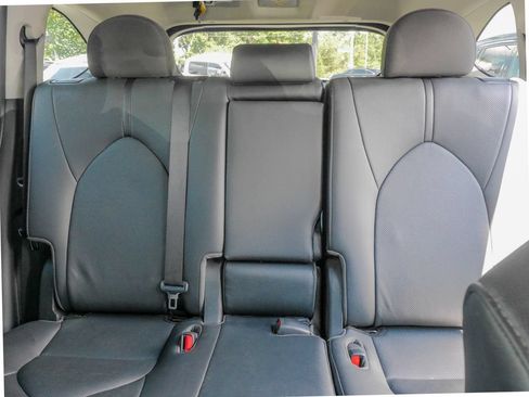 Used 2021 Toyota Highlander Limited AWD/4WD image 33